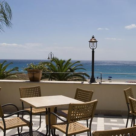 Palazzo Reginella Apart otel Bovalino Marina Dış mekan fotoğraf