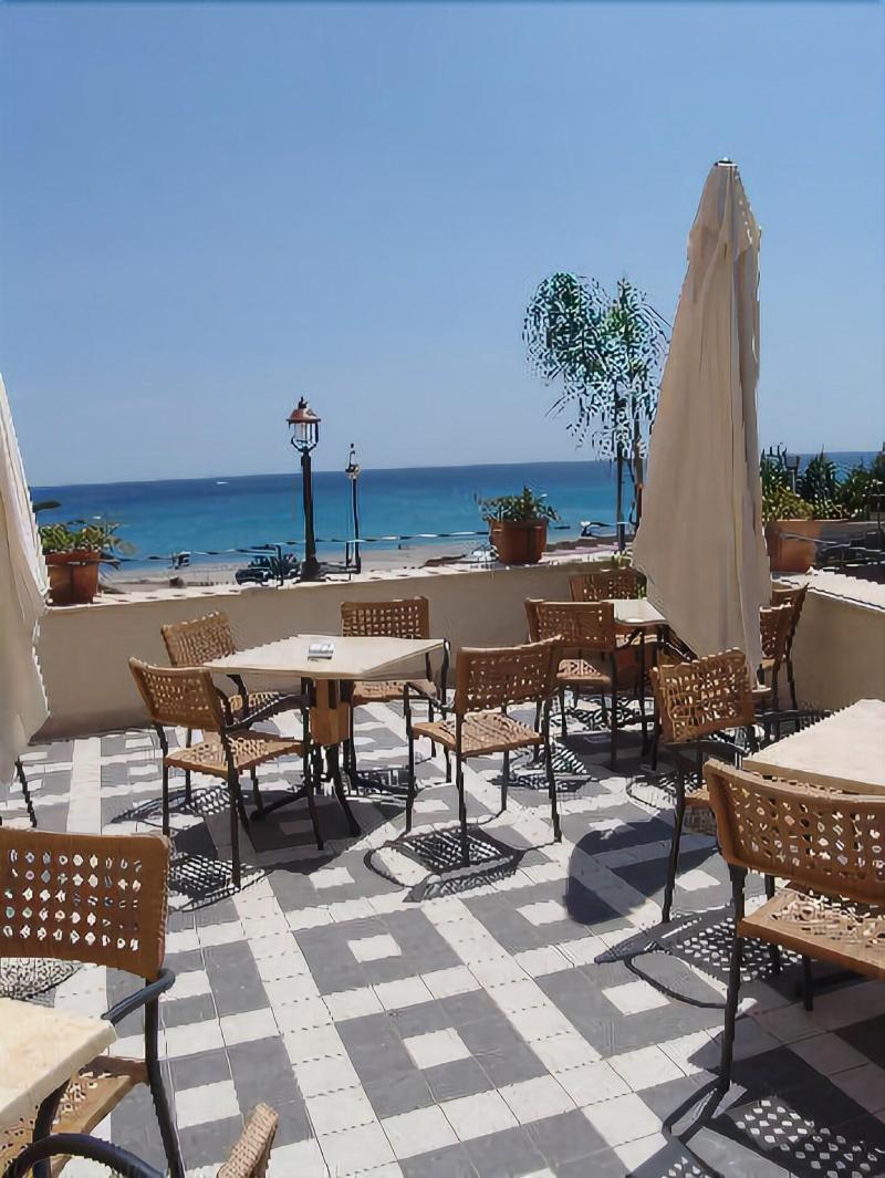 Palazzo Reginella Apart otel Bovalino Marina Dış mekan fotoğraf
