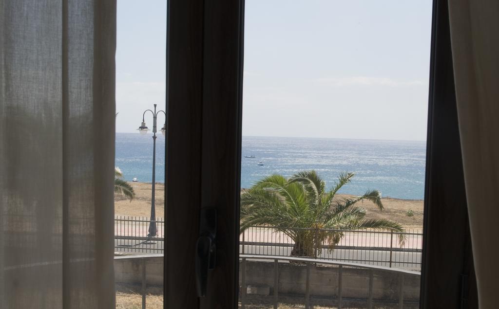Palazzo Reginella Apart otel Bovalino Marina Oda fotoğraf