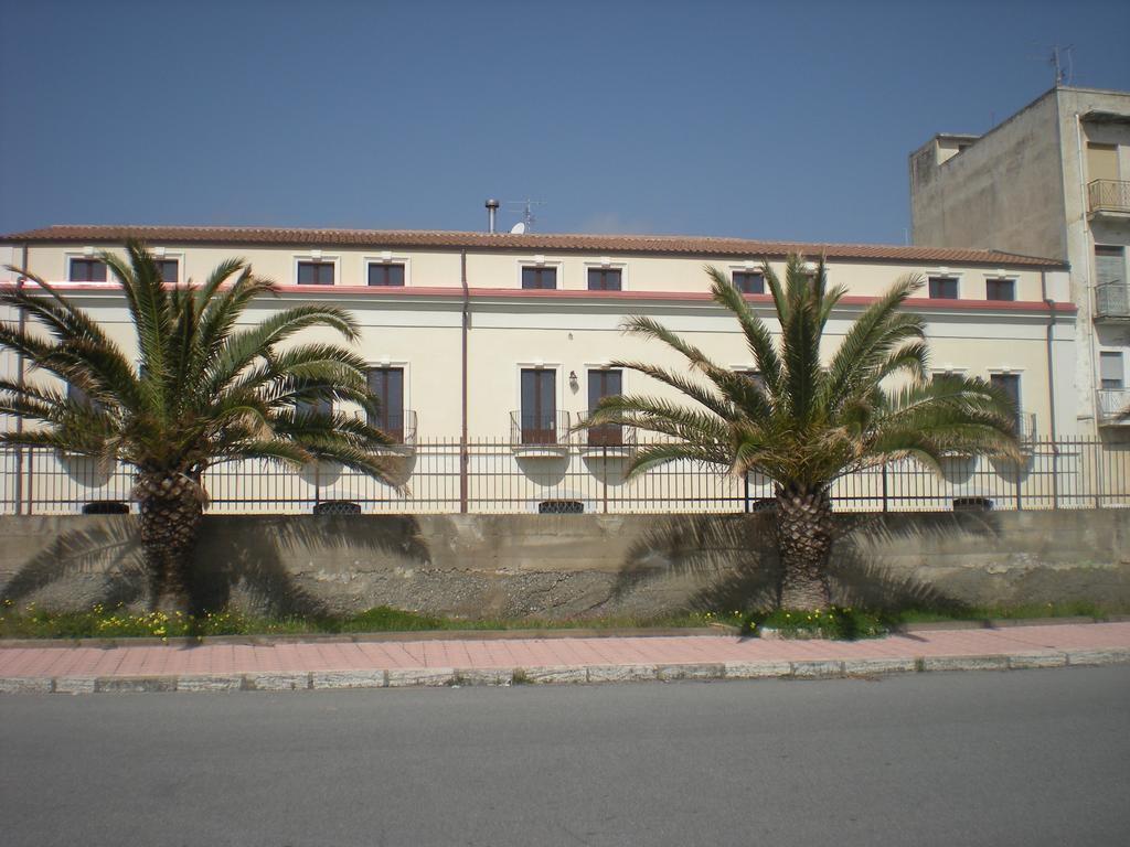 Palazzo Reginella Apart otel Bovalino Marina Dış mekan fotoğraf